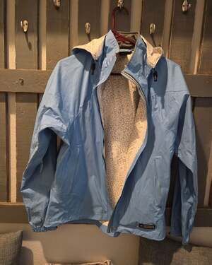 REI Women's Blue Hooded Rain Jacket Windbreaker with Floral Lining